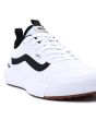 Zapatillas Vans UltraRange EXO Blancas con banda lateral negra para hombre side stripe