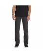 Hombre con Pantalón Vaquero Volcom Solver Denim Stoney negro
