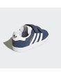 Zapatillas de velcro Adidas Gazelle Azul marino con detalles en blanco para niño posterior