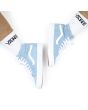Zapatillas de ante Vans SK8-Hi Azul Celeste puestas