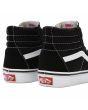 Zapatillas de caña alta Vans UY Sk8-Hi Junior negras con banda lateral blanca para niños de 4 a 8 años posterior