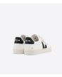 Zapatillas ecológicas Veja Recife Chromefree Leather blancas con detalles en negro y cierre de velcro Unisex posterior