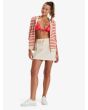 Mujer con sudadera de capucha y cremallera Roxy Perfect Stripe Blanca y Roja abierta