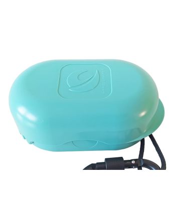 Caja para guardar parafina y llave de quilas con peine y rascador Hypescraper turquesa cerrada