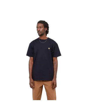 Hombre con camiseta de manga corta Carhartt WIP Chase Azul Marino con logo dorado