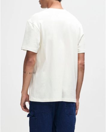 Hombre con Camiseta Deus Ex Machina Erasarolgy Blanca