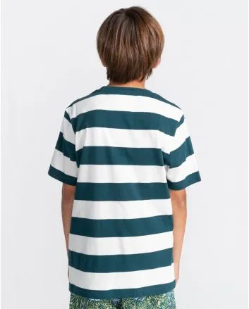 Chico con camiseta de manga corta Rodrigo turquesa con rayas blancas