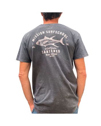 Hombre con Camiseta de manga corta Mission Basic Logo Atún Pontevedra en color gris oscuro lavado Unisex