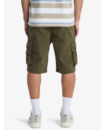 Hombre con bermudas Quiksilver Crucial Battle Cargo Verdes