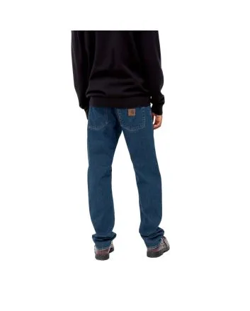 Hombre con pantalón vaquero Carhartt WIP Klondike Azul lavado a la piedra
