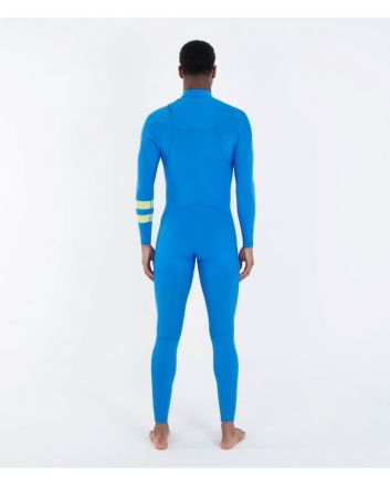 Hombre con traje de surf Hurley Air 4/3mm Fullsuit Azul Lagoon