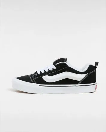 Zapatillas Vans Knu Skool Negras y Blancas Unisex