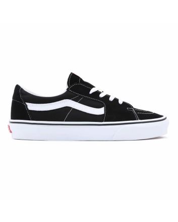 Zapatillas bajas de ante y lona Vans Sk8 Low en color negro con suela y banda lateral sidestripe blanca 