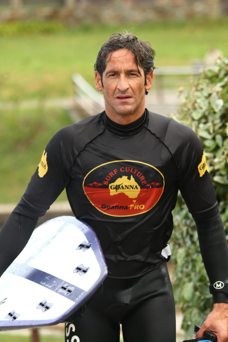 Milo Castelo — surfista profesional y fundador de Mission Surf Shop